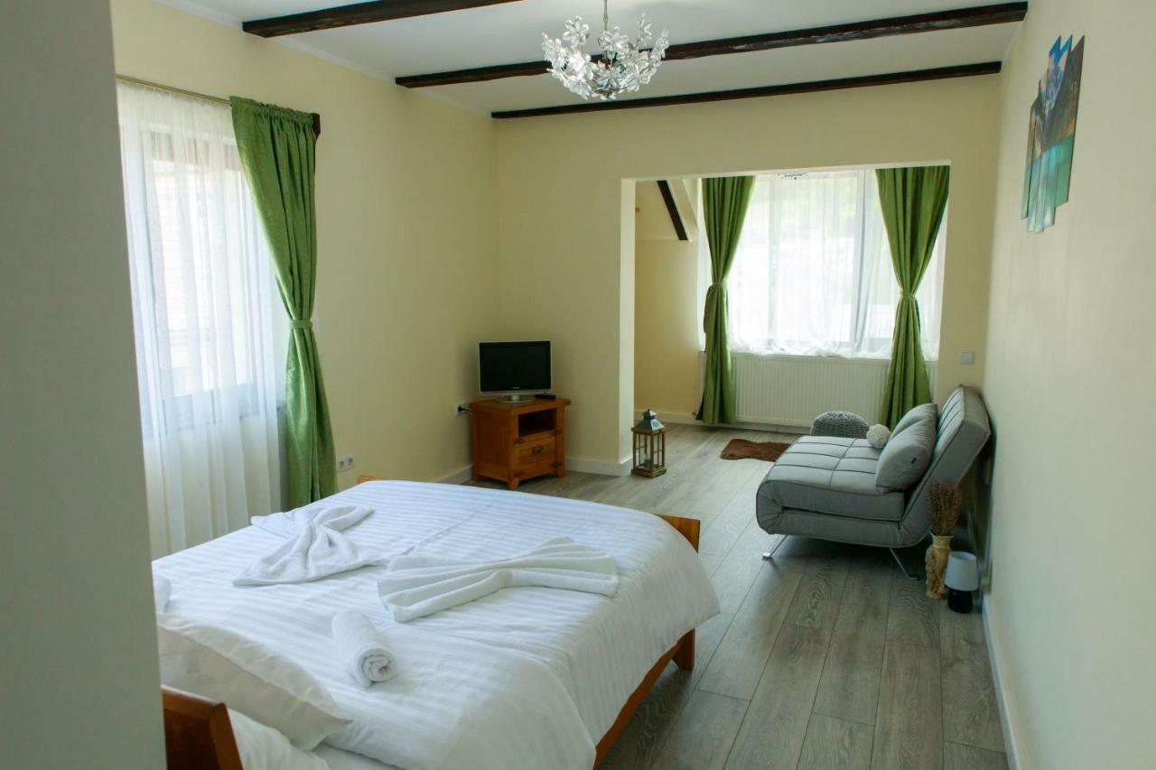 Panna Gusto Hotel Cimpeni Exterior photo